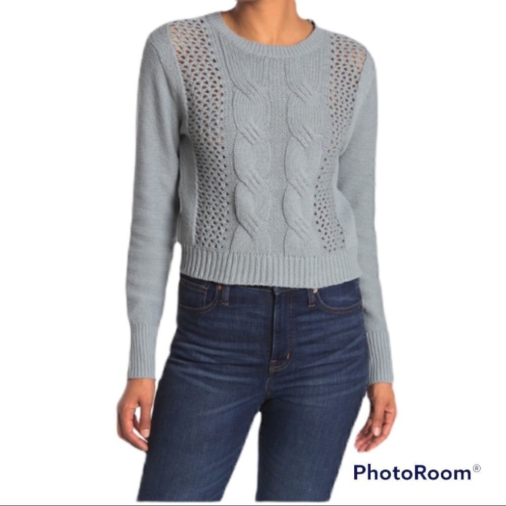 Abound cable knit sweater NWT. L